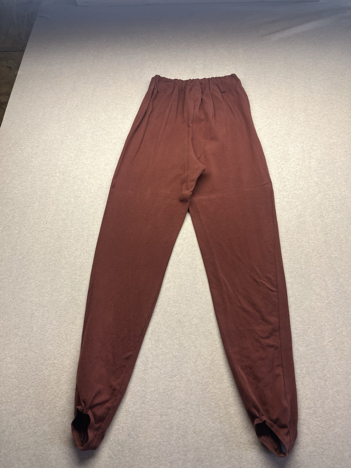 1980s Women’s Brown Knit Stirrup Pants