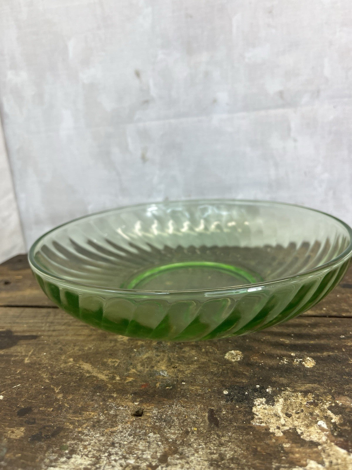 Vintage Uranium Bowl No Chips Or Cracks # 125