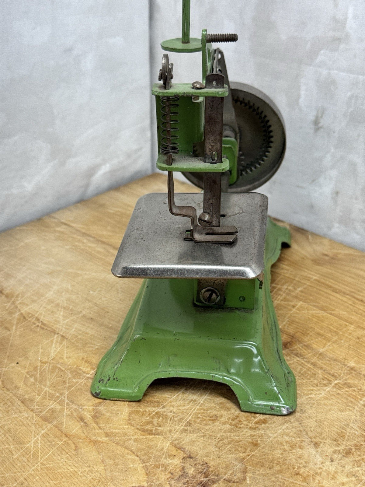 Antique Child’s Sewing Machine Green #1193
