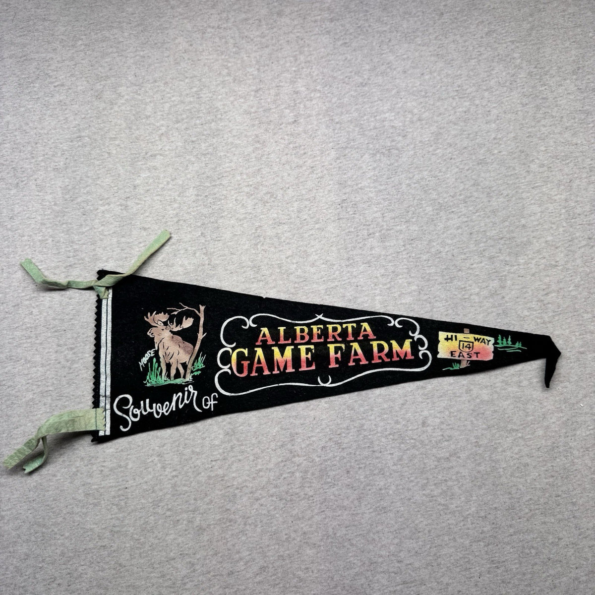 Alberta Game Farm Vintage Fabric Pennant Banner Flag Souvenir 