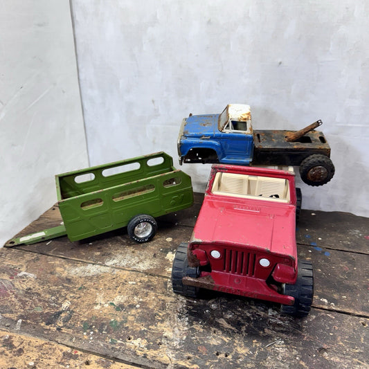 Junkyard Metal Vehicles Vintage Parts Jeep Truck Trailer