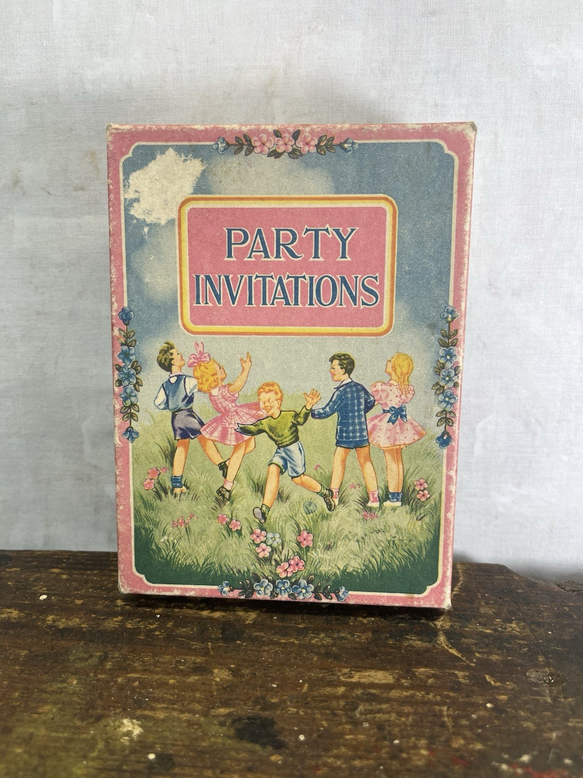 Vintage 16 Party Invites  W/box
