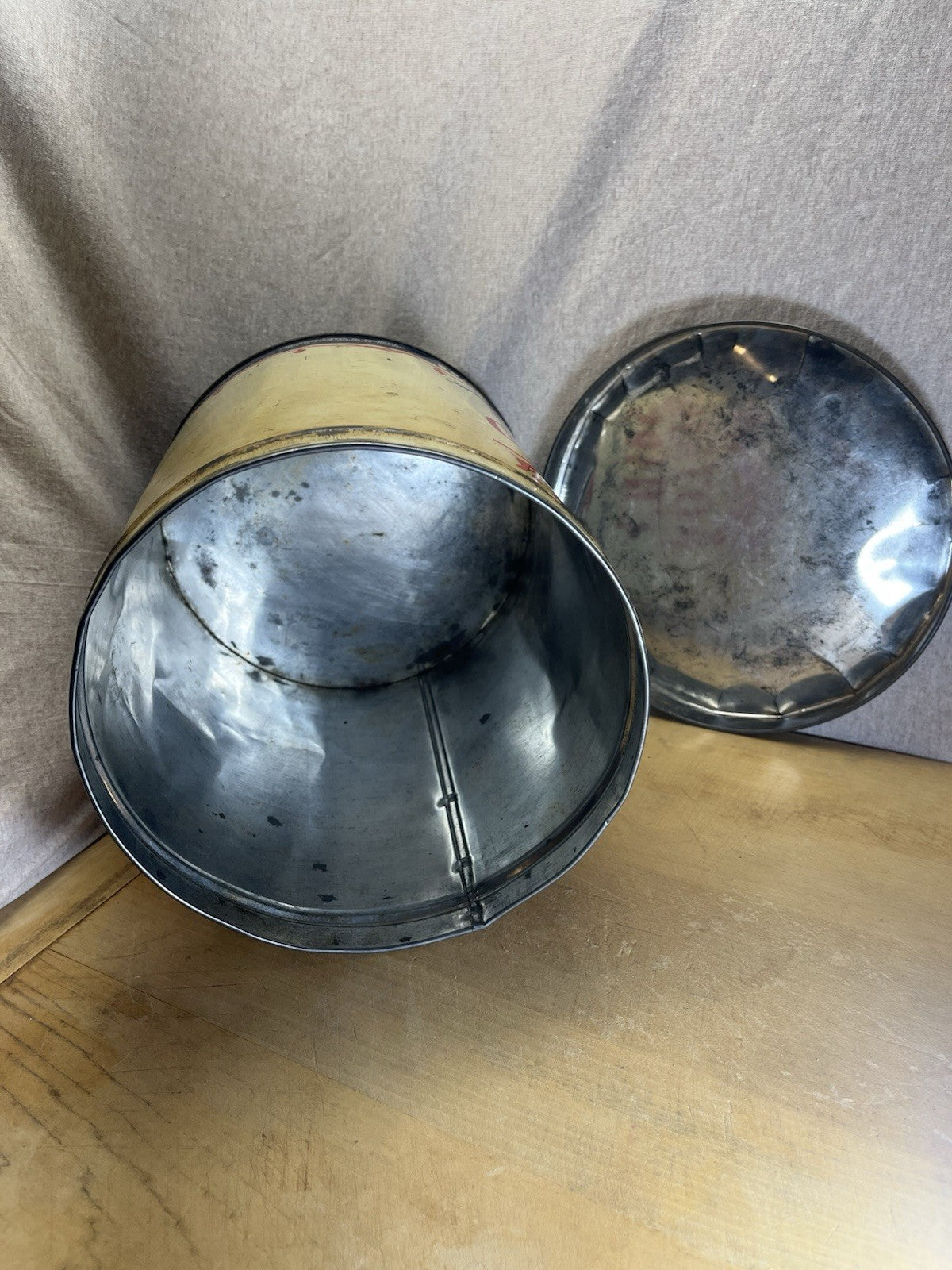 Vntage Groff's Potato Chip Tin 32 oz 2 LBS - Bowmansville, PA