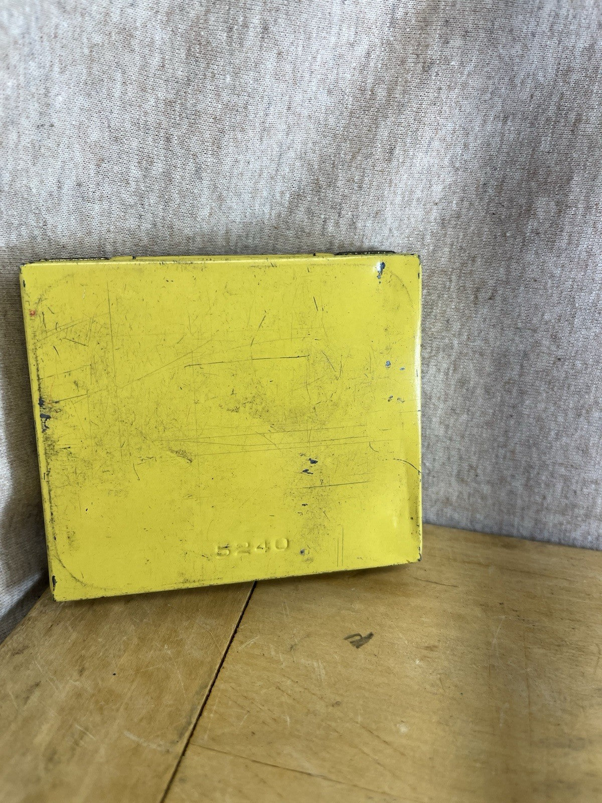 State Express 555 EMPTY Tobacco Tin