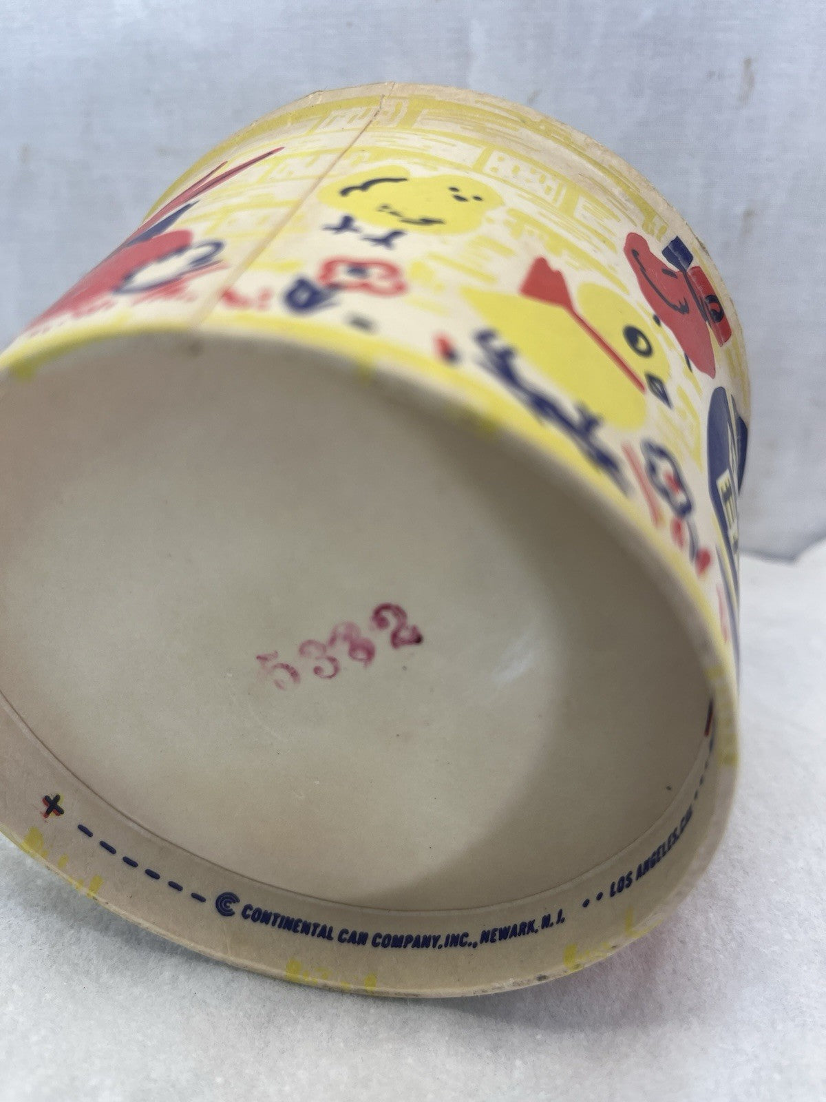 Continental Car Co. Easter Waxed Cardboard Container Vintage