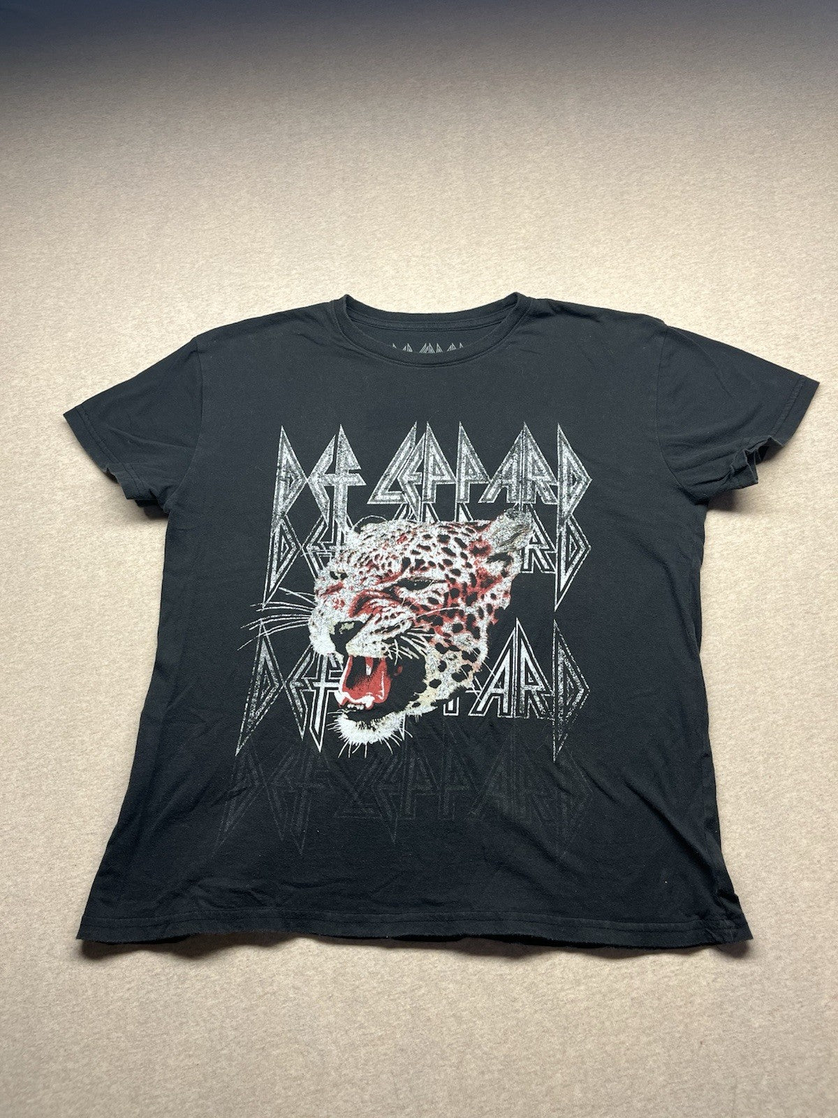 def leppard shirt Lg