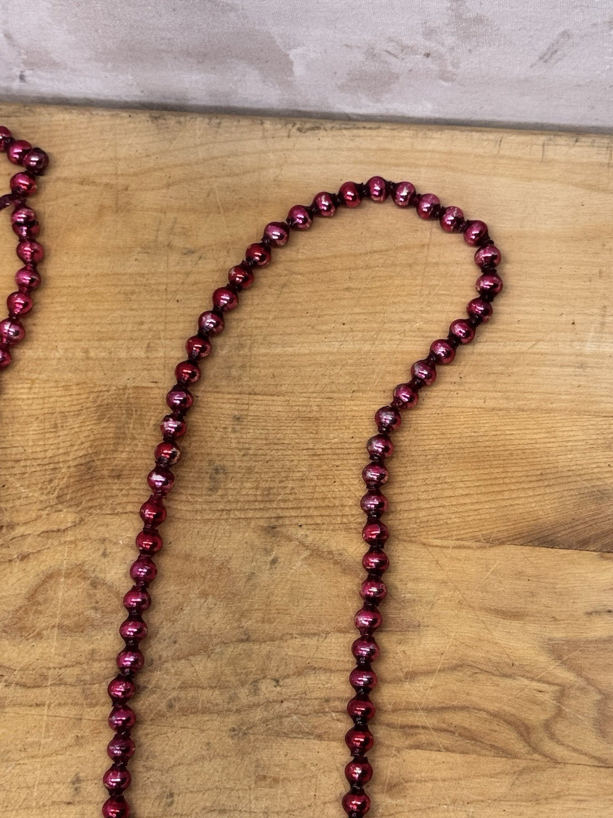 Red Antiqued Glass Beaded Garland 9 Ft #1212