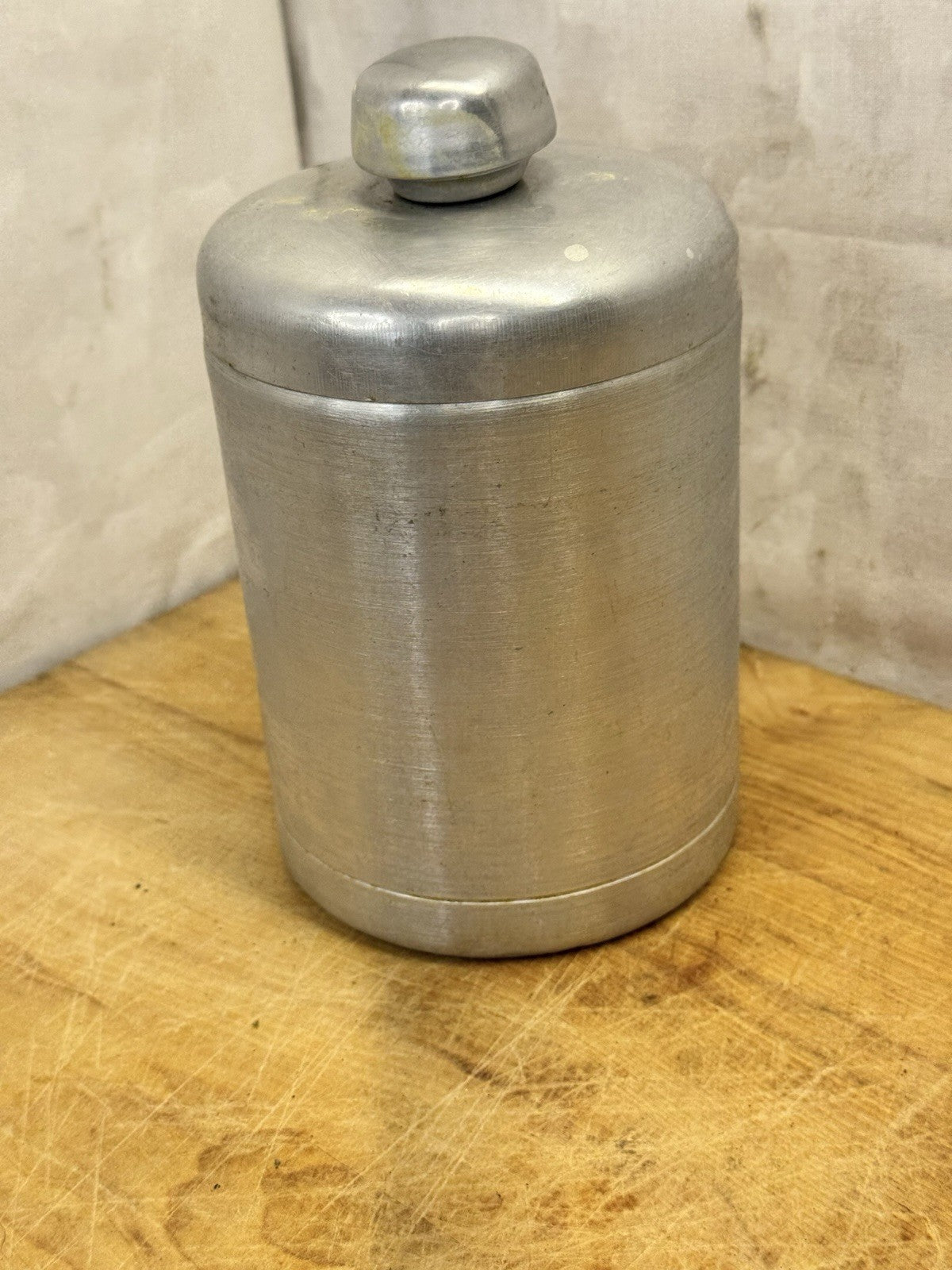 Aluminum Tea Canister Hostessware Vtg #1361