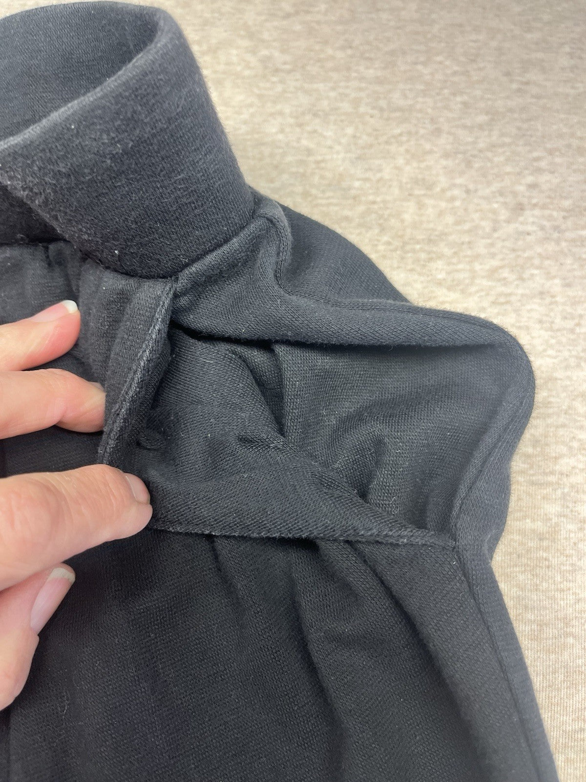 1980s Women’s Black Knit Stirrup Pants