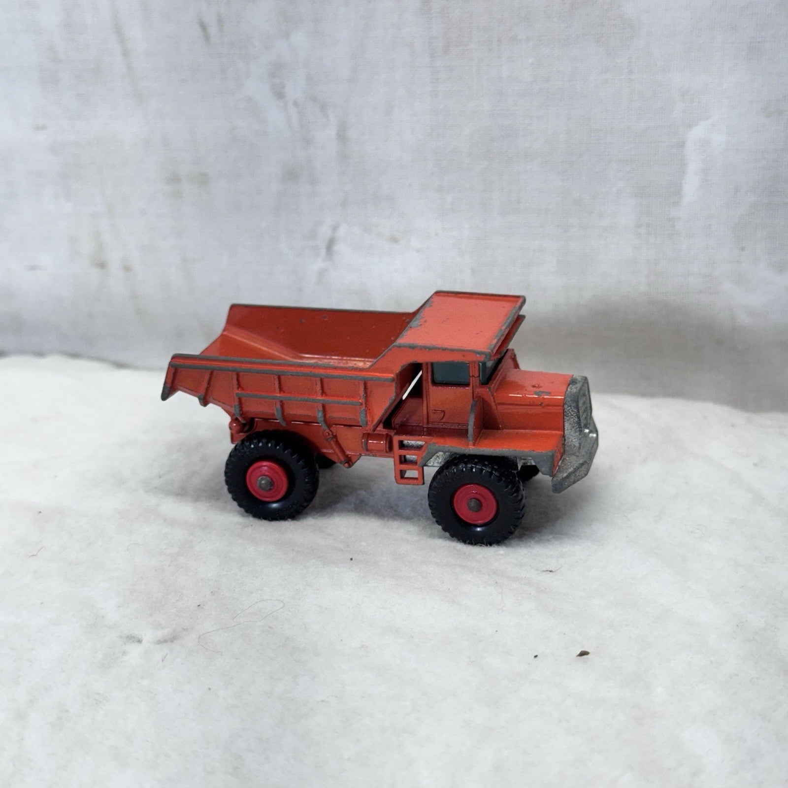 Matchbox Lesney No. 28 Mack Dump Truck Vintage Toy