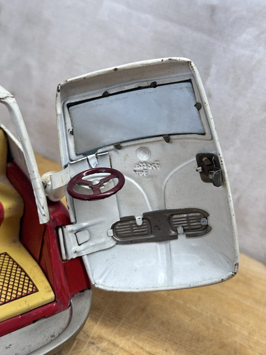 Vintage Bandai BMW Isetta Tin Friction Car Red & White Missing Mirror #1130