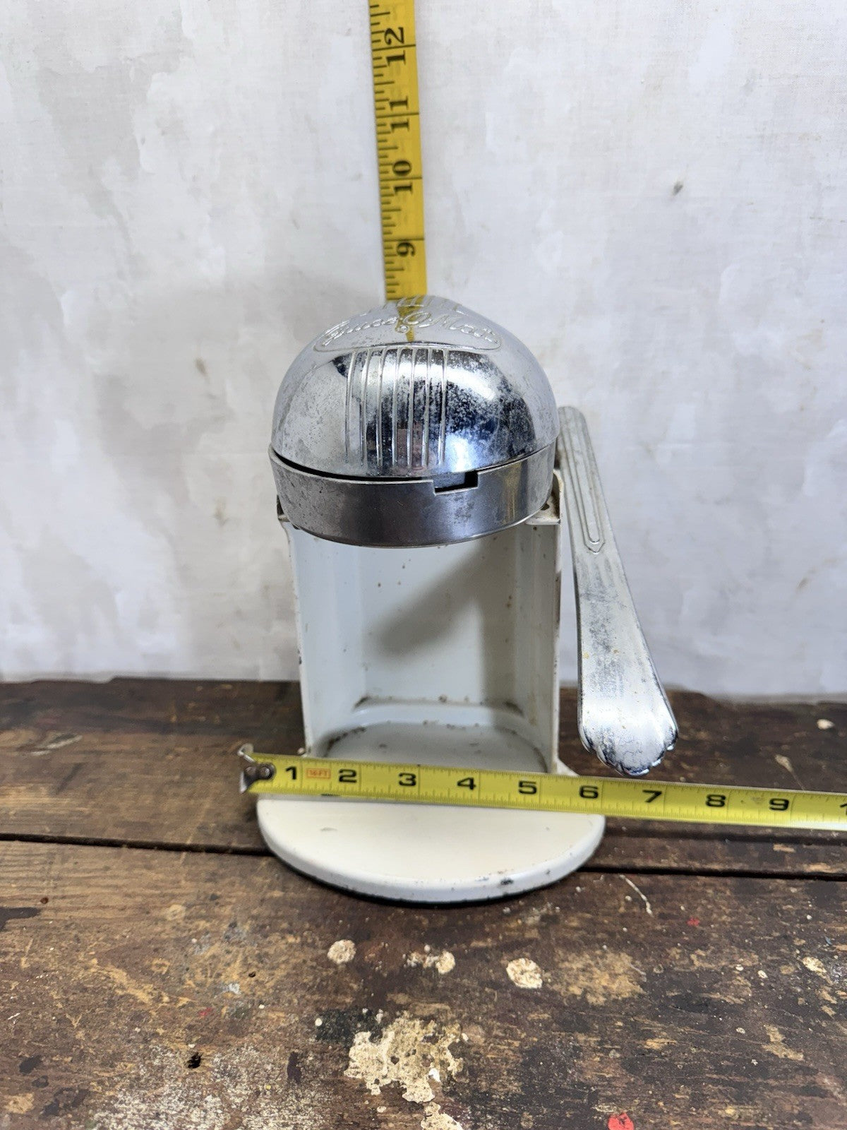 Juice-O-Mat Vintage Hand Juicer