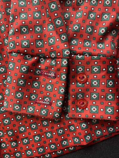 1970s Women’s L Sleeve Red Patterned Knit Jack Winter Shirt