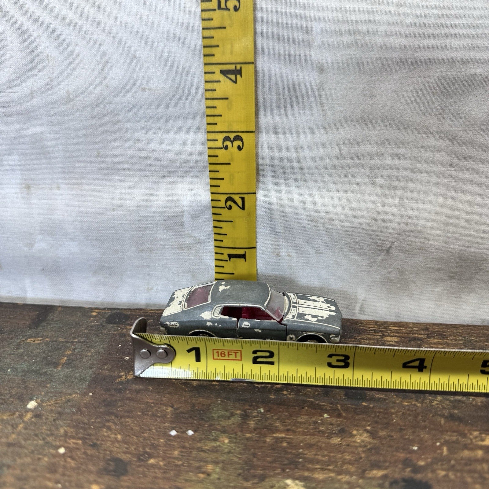 1974 Vintage Tomica Toyota Mark II-L No.69 Toy Car