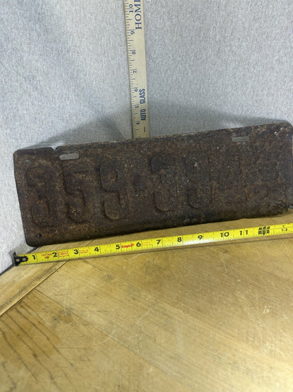 1923 Wisconsin License Plate 359-394