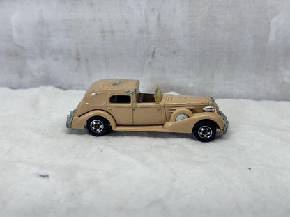 1981 Hot Wheels '35 Classic Caddy Cadillac Car Hong Kong #1916