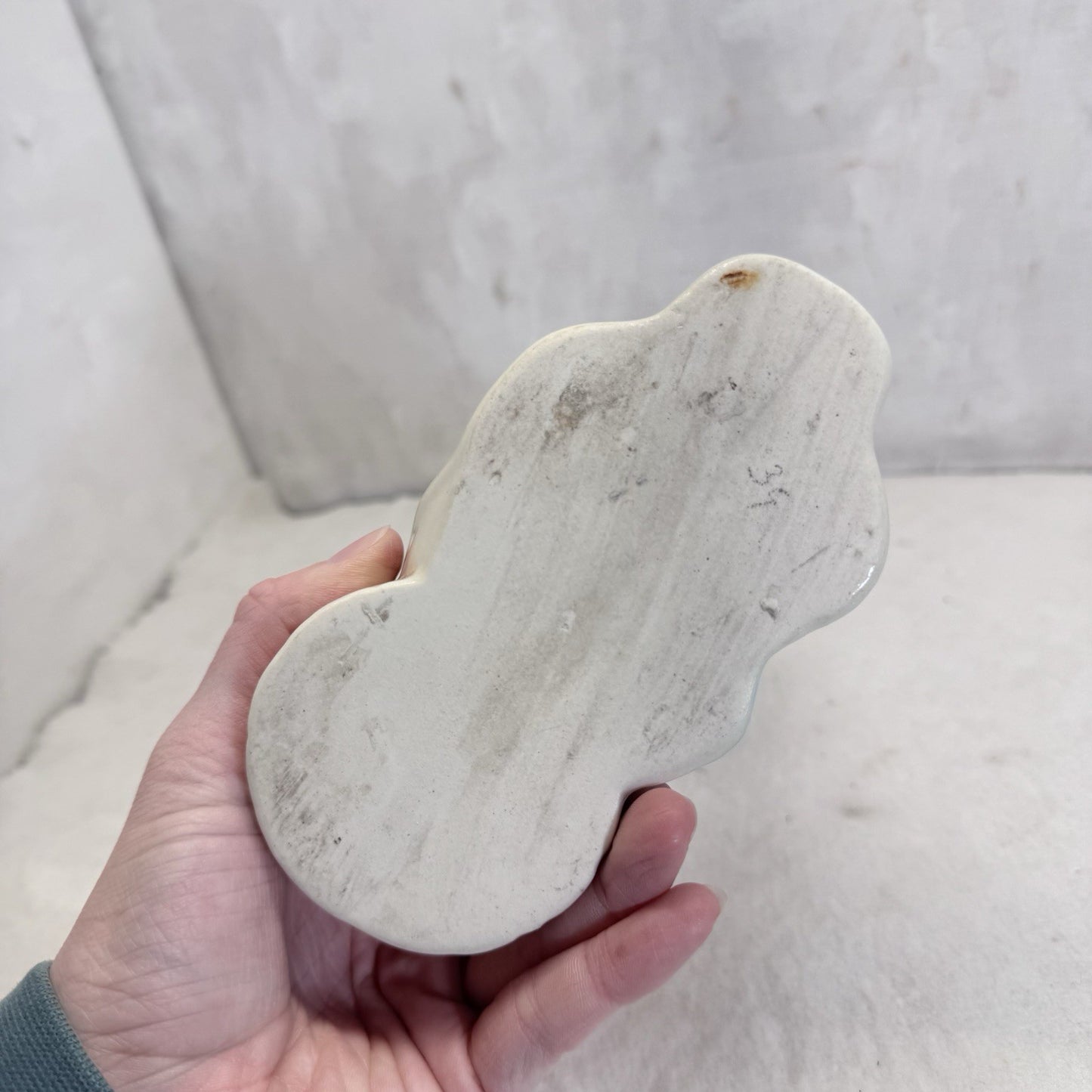 Shawnee Pottery Southern Belle Wishing Well Planter