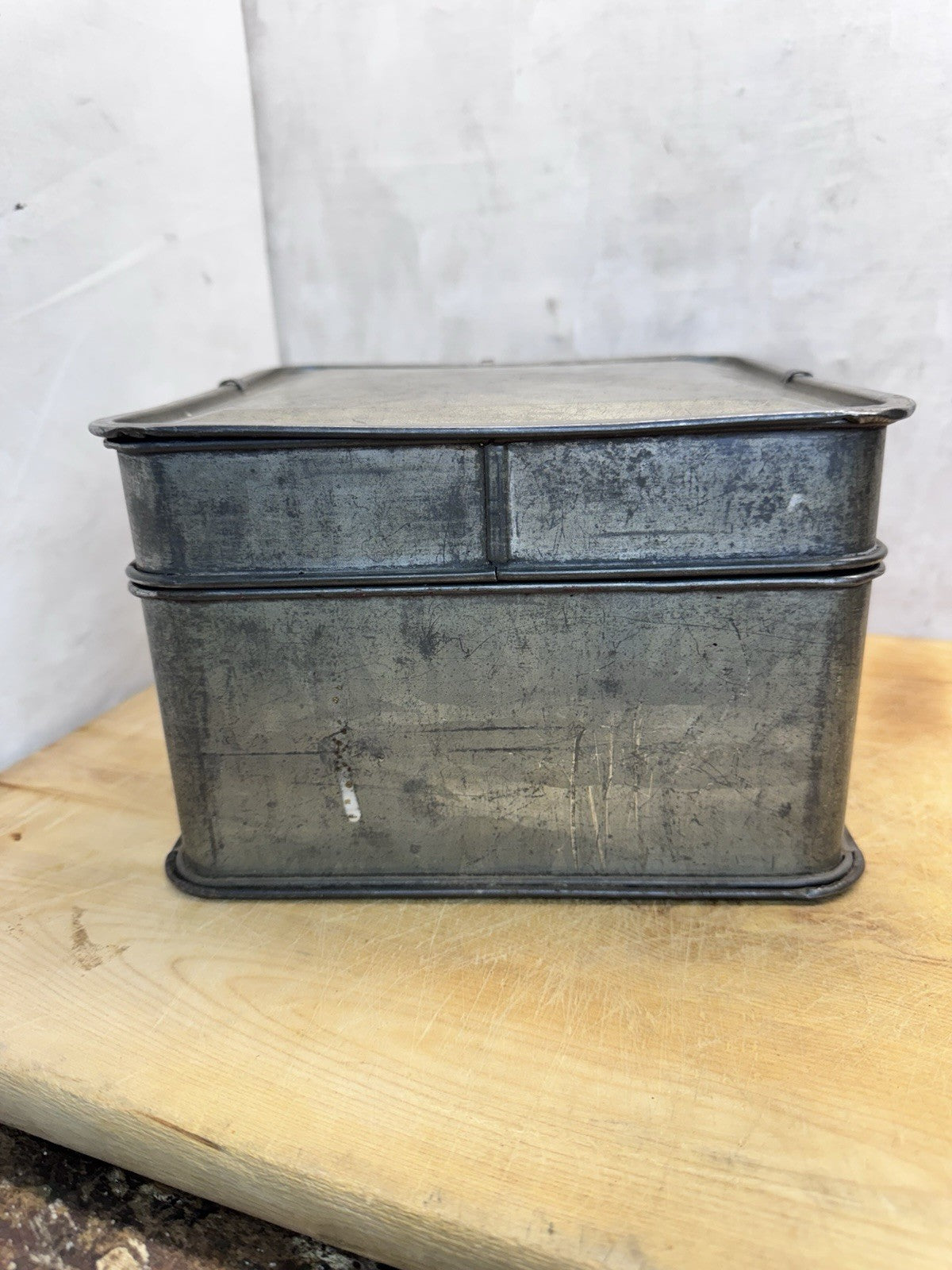 Antique Angel food Tin Mold With Lid  #1494