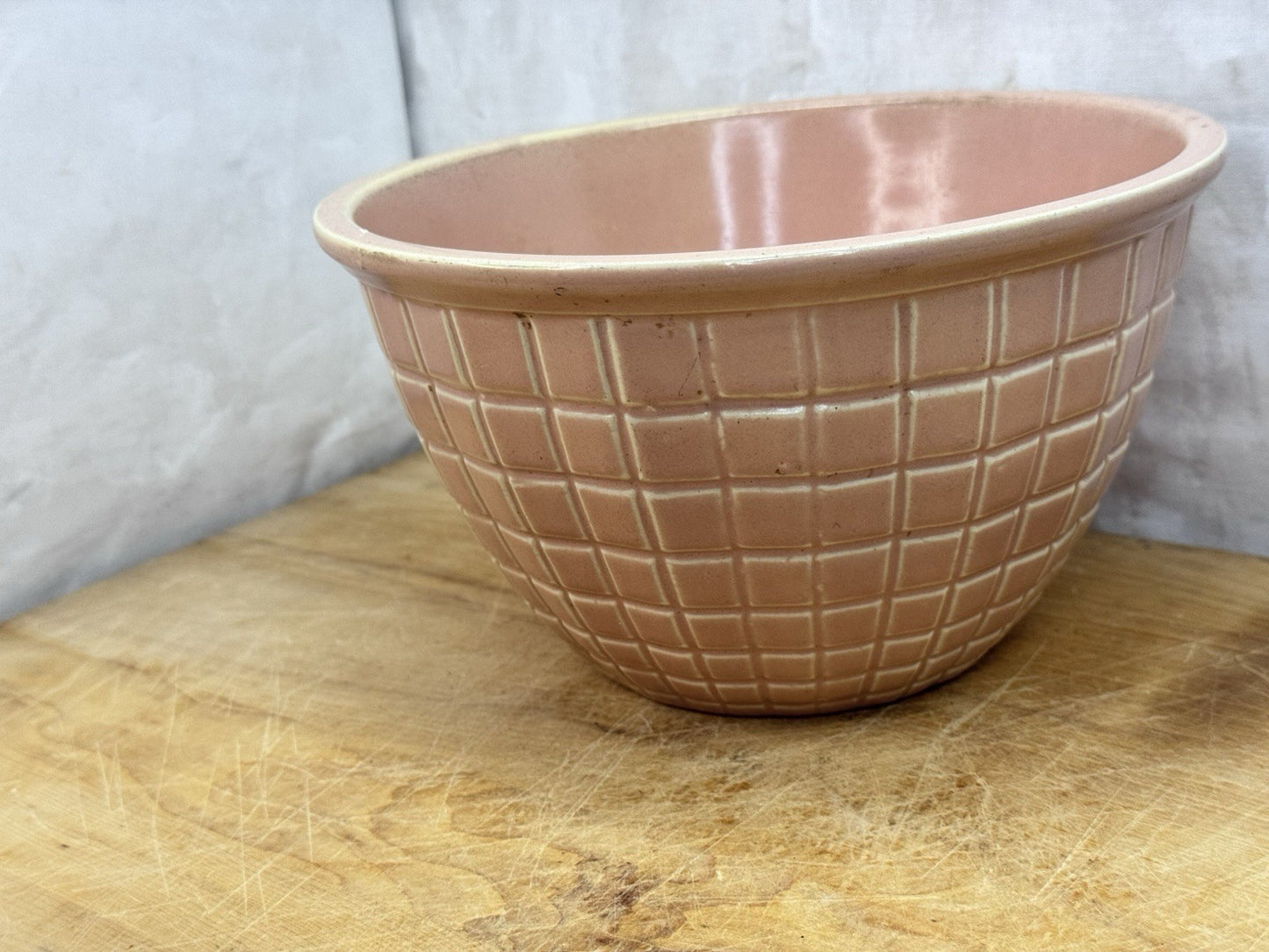 1940's Robinson Ransbottom Pottery Roseville Pastel Pink Glazed Mixing Bowl 1199