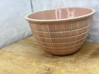 1940's Robinson Ransbottom Pottery Roseville Pastel Pink Glazed Mixing Bowl 1199