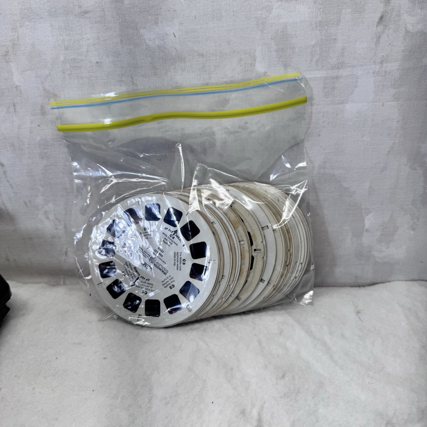 View Masters With Viewing Cards Vintage