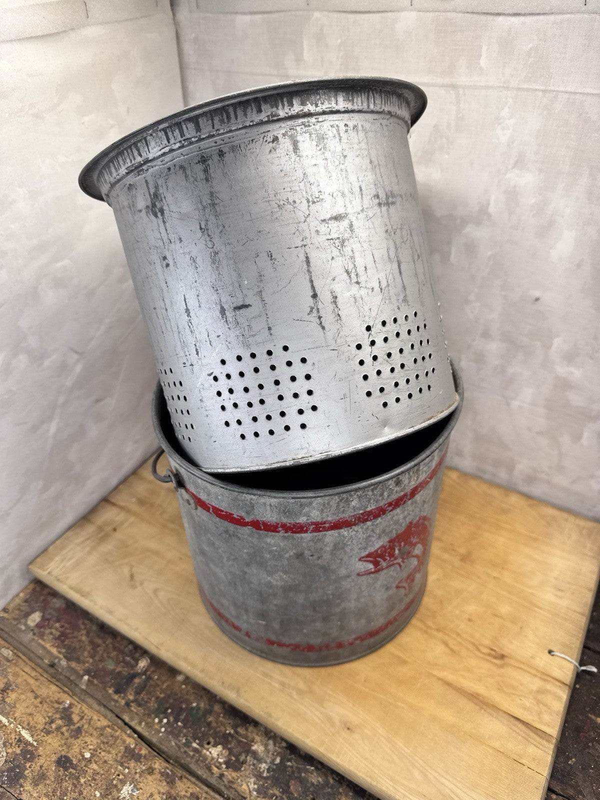 Metal Minnow Fishing Bucket Vintage #1231