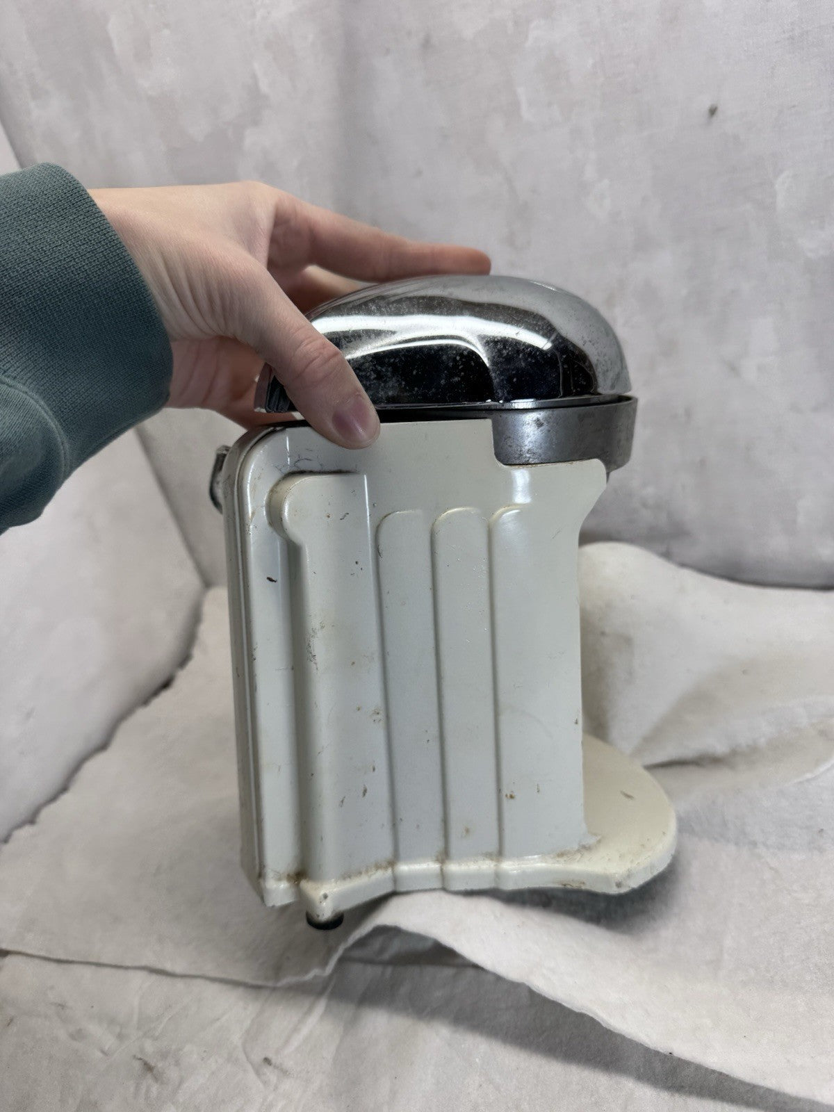 Juice-O-Mat Vintage Hand Juicer