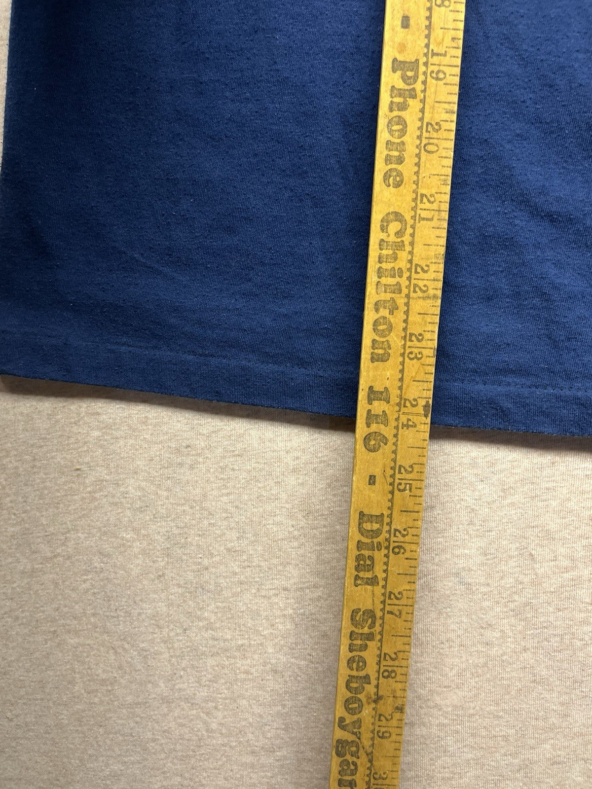 1980s Unisex Blue Knit S Sleeve Village Of East Davenport Tshirt
