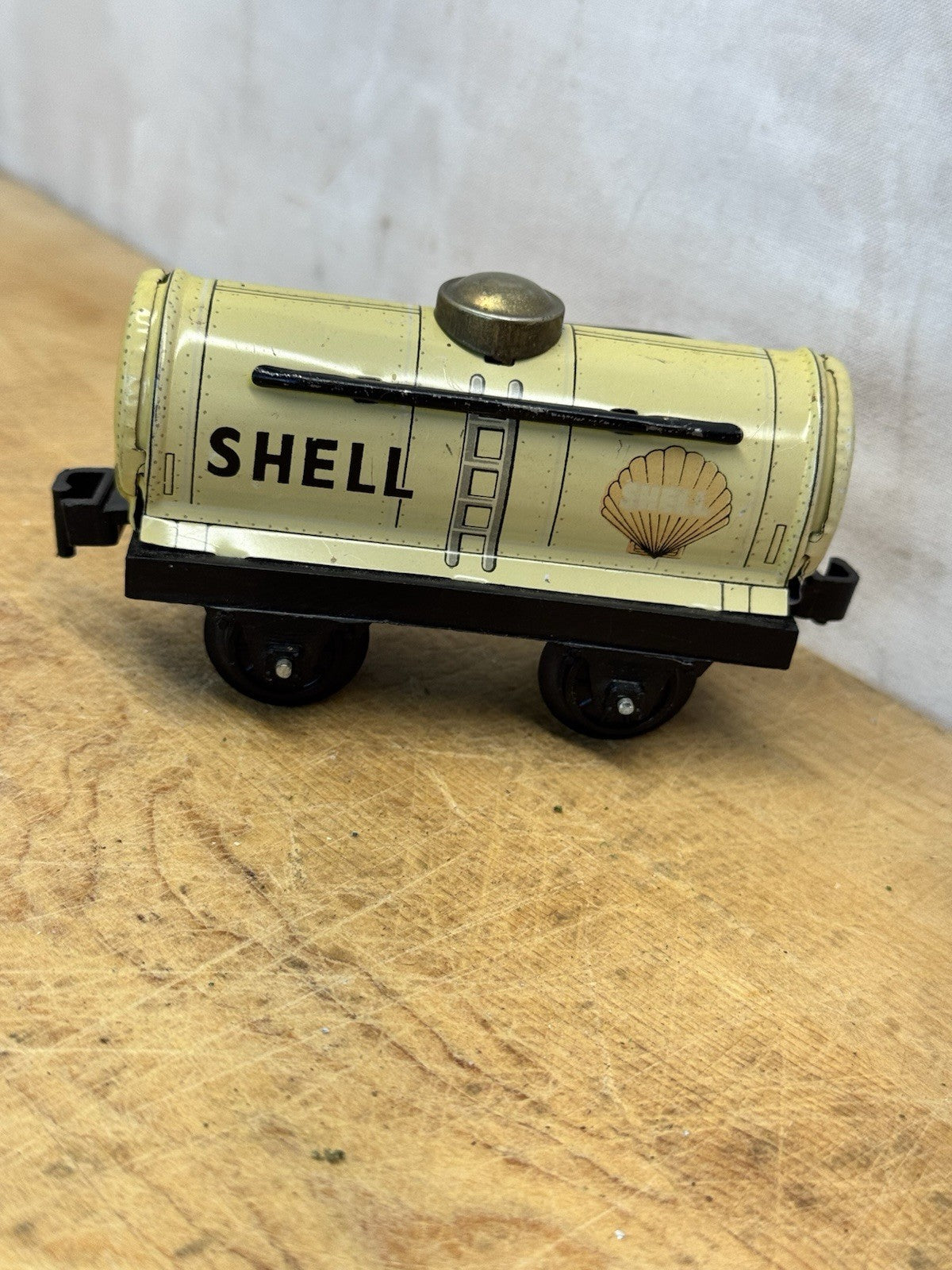 Vtg Shell Train Car Tank Tin #S-1604