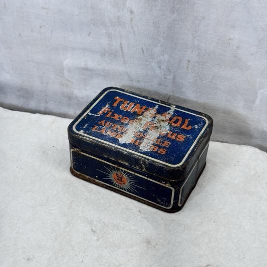 Tung-Sol Fixed Focus Automobile Lamp bulbs Metal Vintage Tin