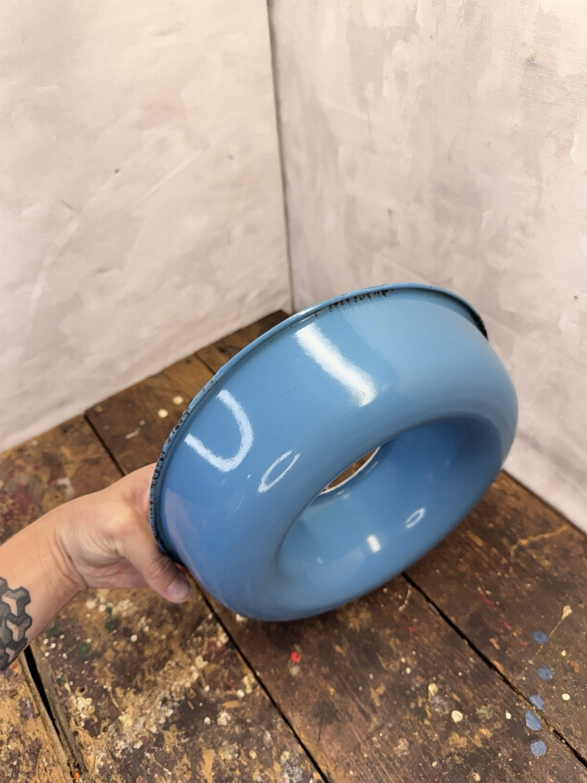Blue And White Enamelware Bundt Cake Pan Antique #1379
