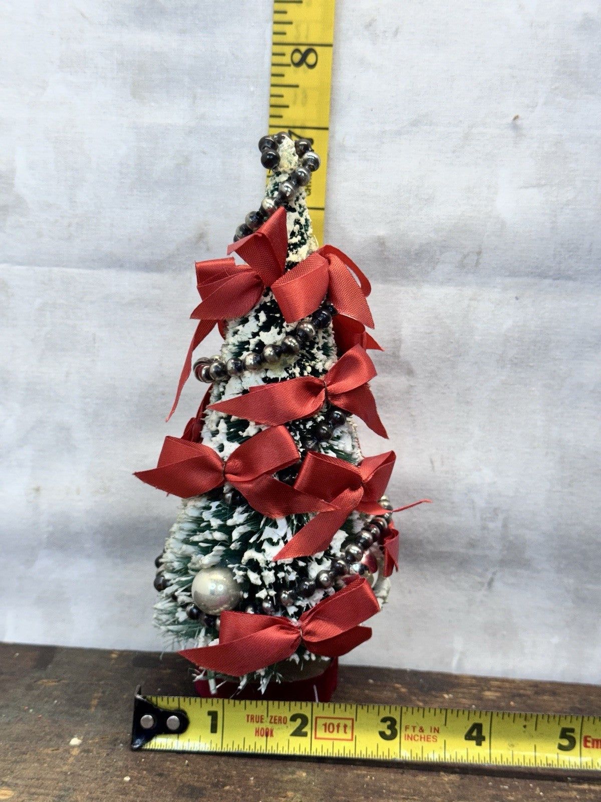 Bottle Brush Christmas Tree With Ornaments Vtg #1349