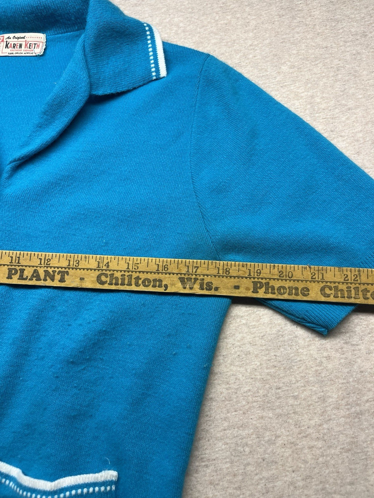 1950s Women’s Blue S Sleeve Sweater W/pockets