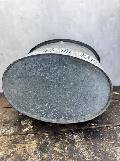 Vintage Oval Metal Minnow Bucket #1015