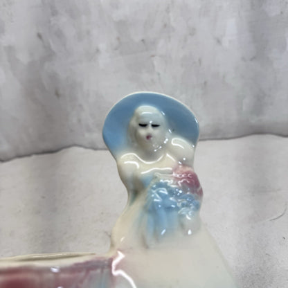 Shawnee Pottery Southern Belle Wishing Well Planter