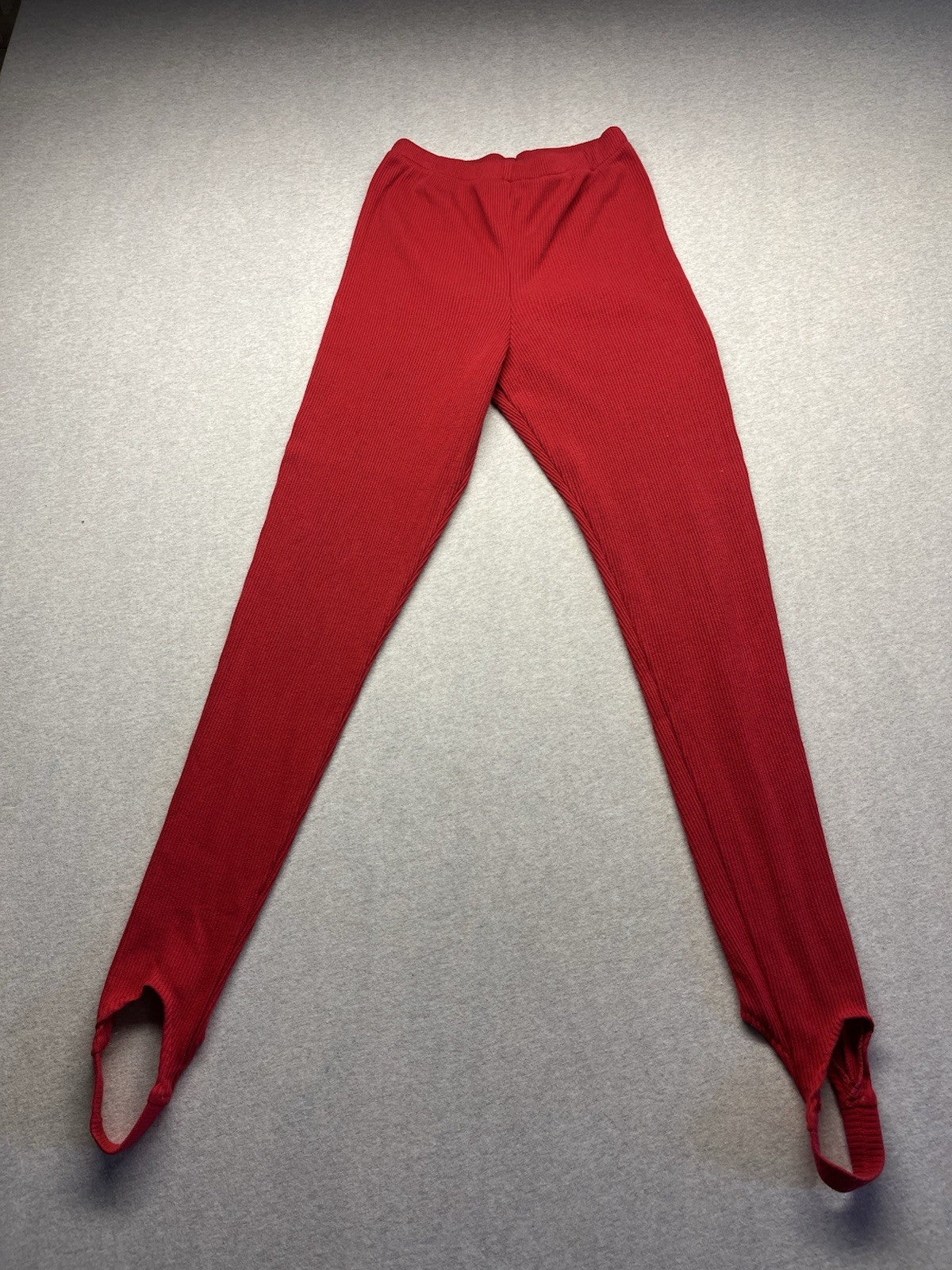 1980s Women’s Red Knit Stirrup Pants