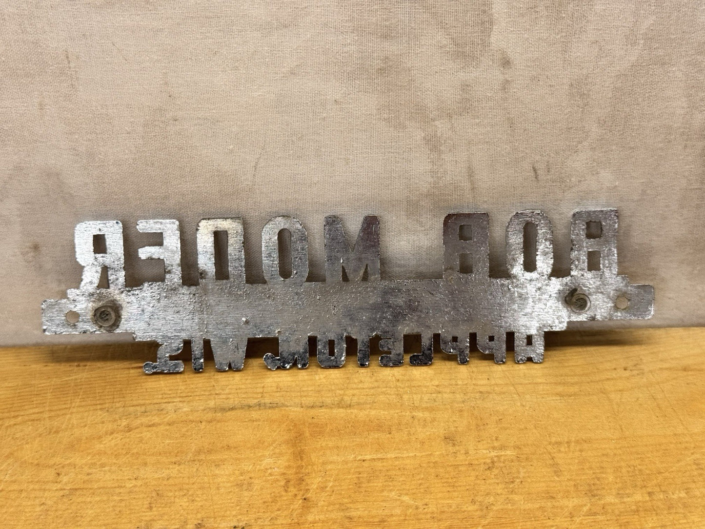 Bob Moder Appleton Wisconsin Car Emblem Vtg #1331