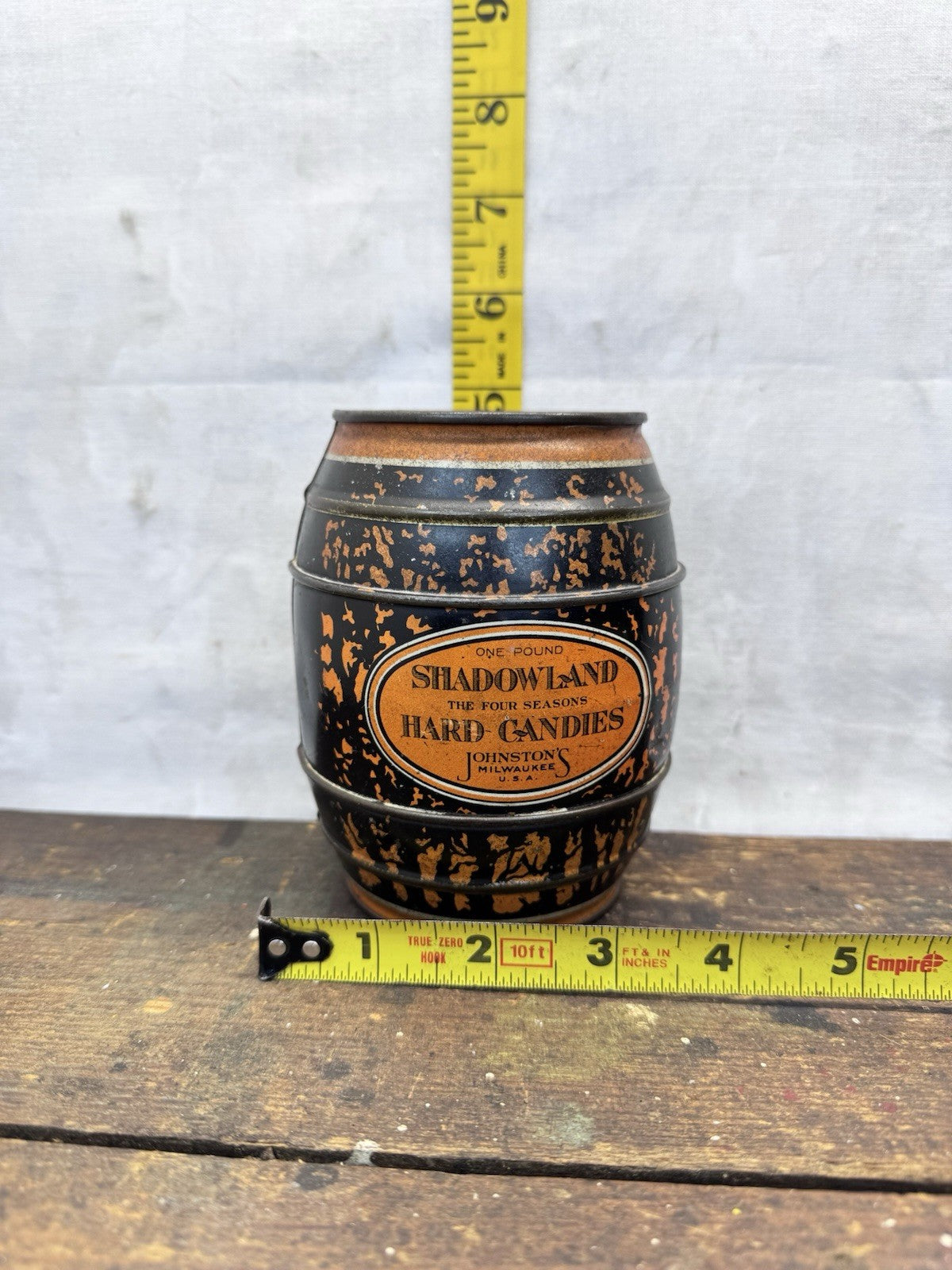 Shadowland Halloween Hard Candies Milwaukee Wi Barrel Tin #1471