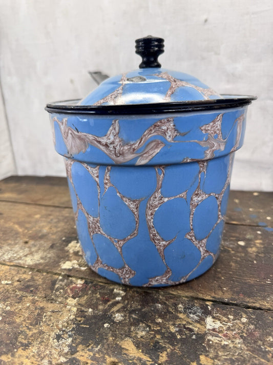 Rare Chicken Wire Enamel Pan #1012