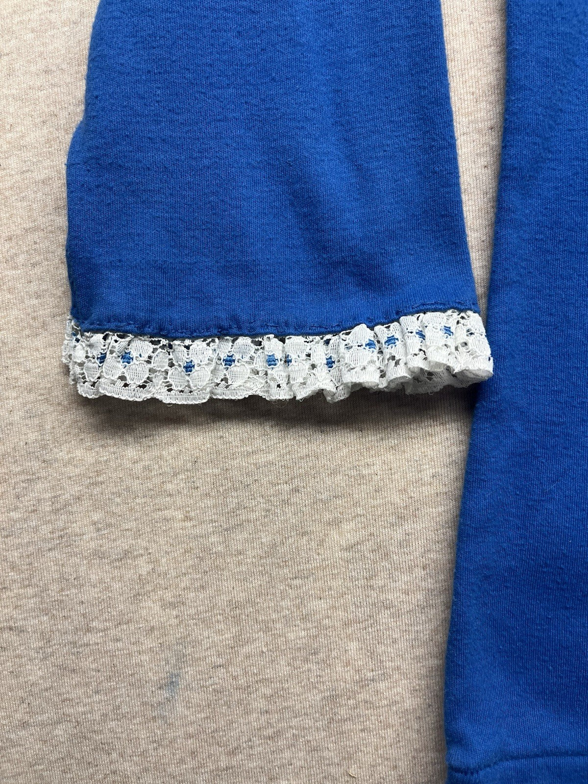 1970s Women’s Knit Blue 3/4 Sleeve Top