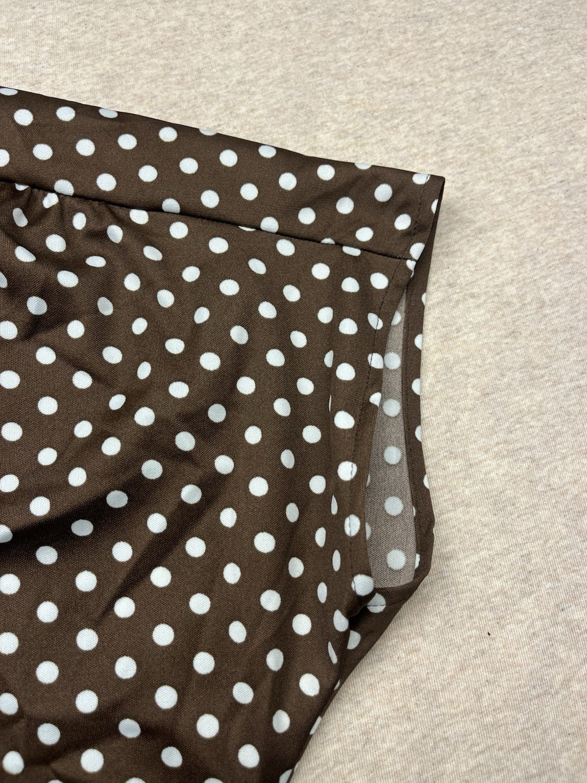 1960-70s Women’s Brown Knit Polka  Dot S Sleeve Top