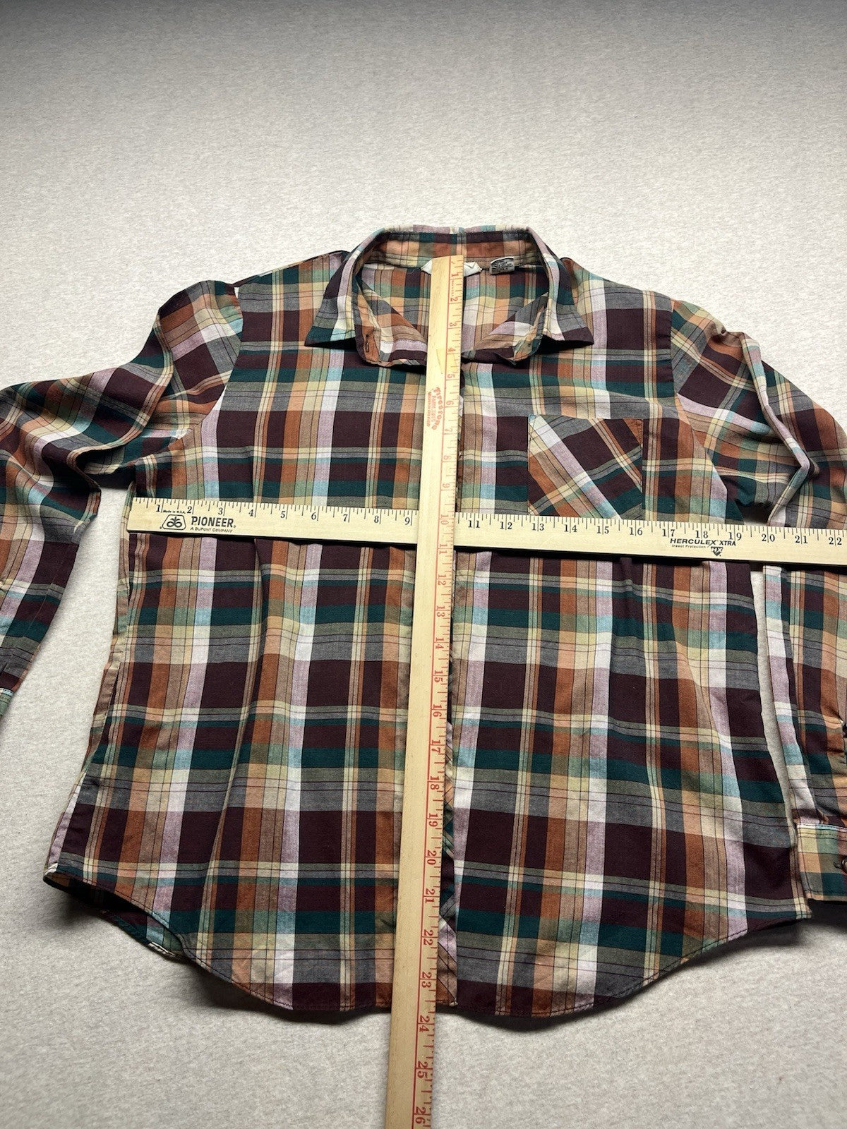 1970s Women’s Plaid L Sleeve Cotton Shirt