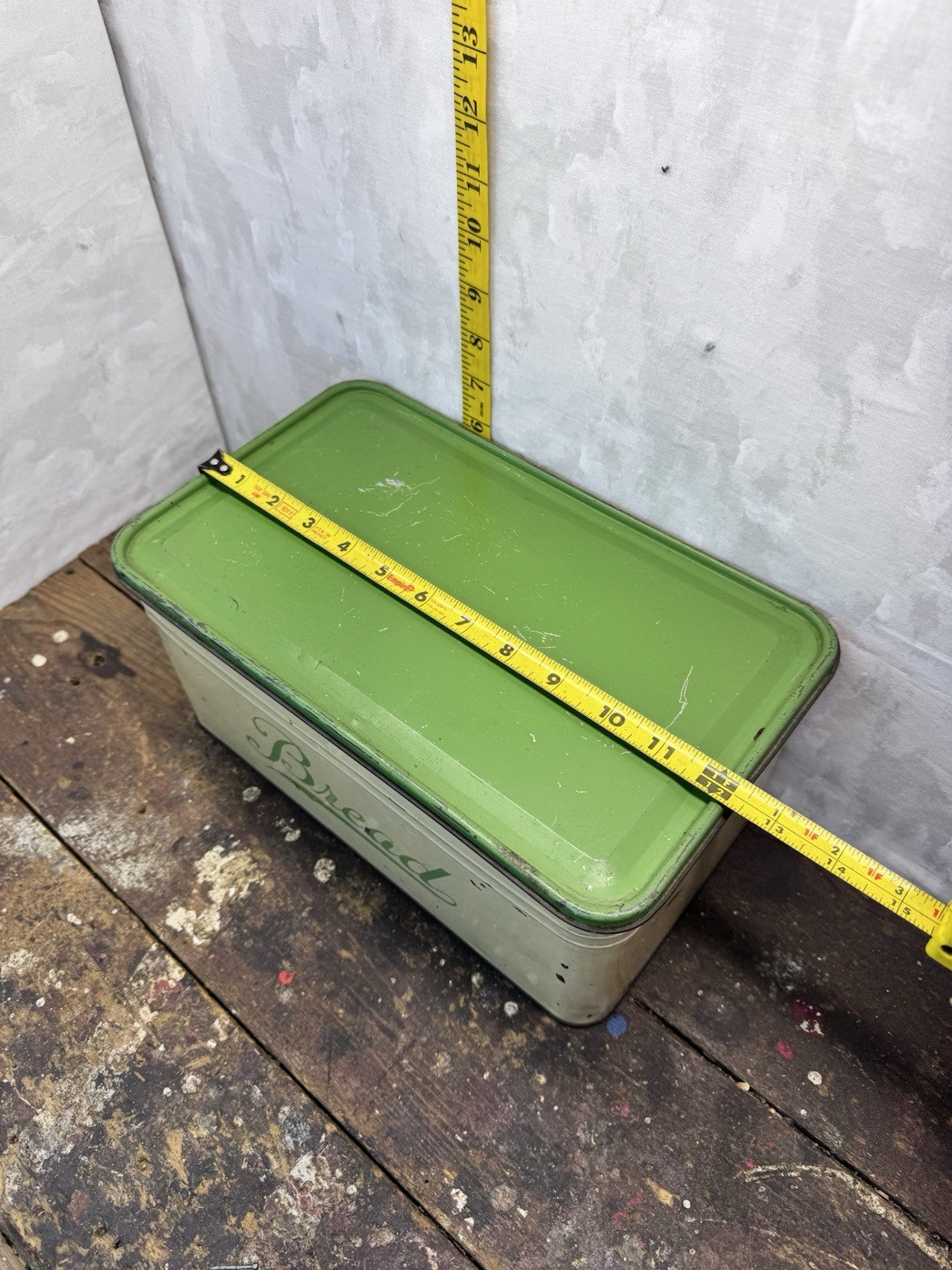 Antique Tin Bread Box Green & Cream #1480