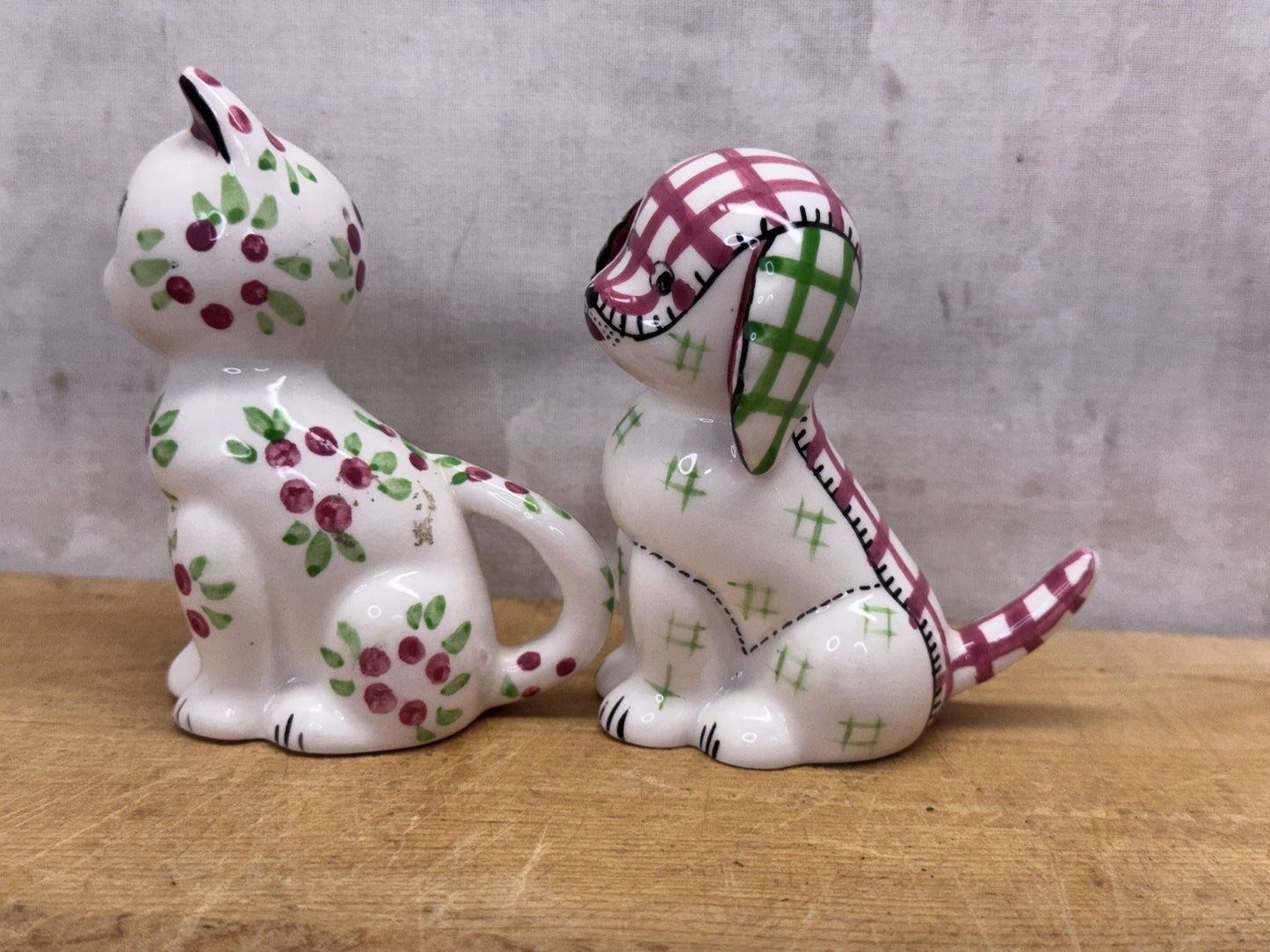 Cat And Dog Salt Pepper Shakers Japan #1143