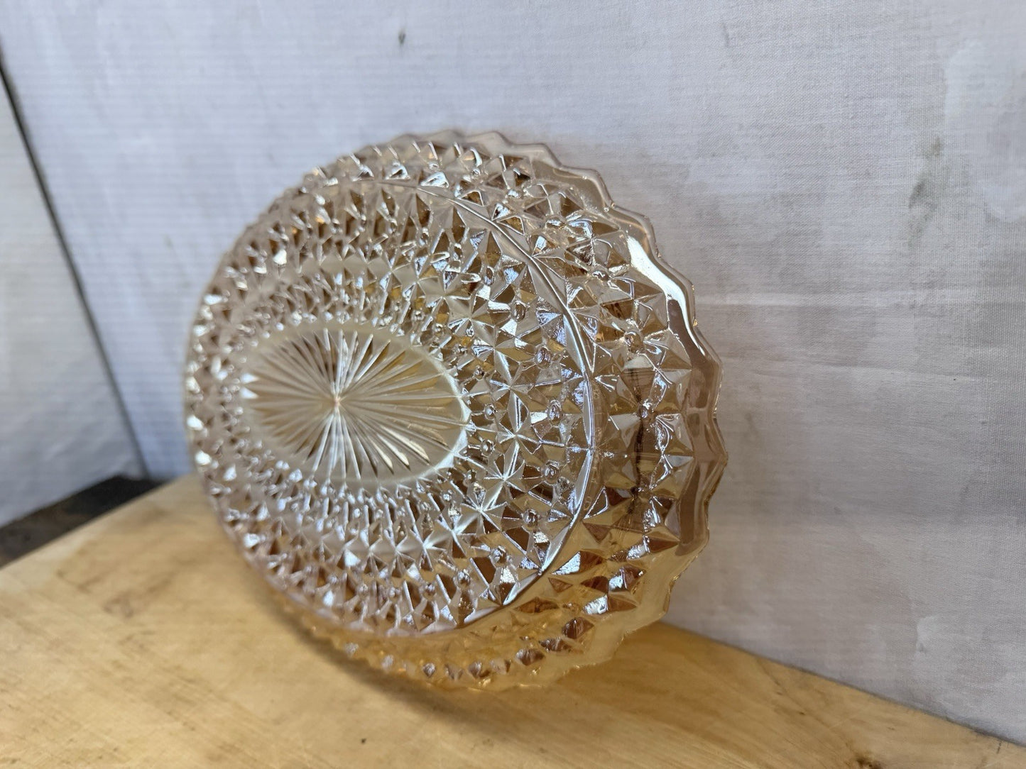 Carnival glass Jeanette #1085