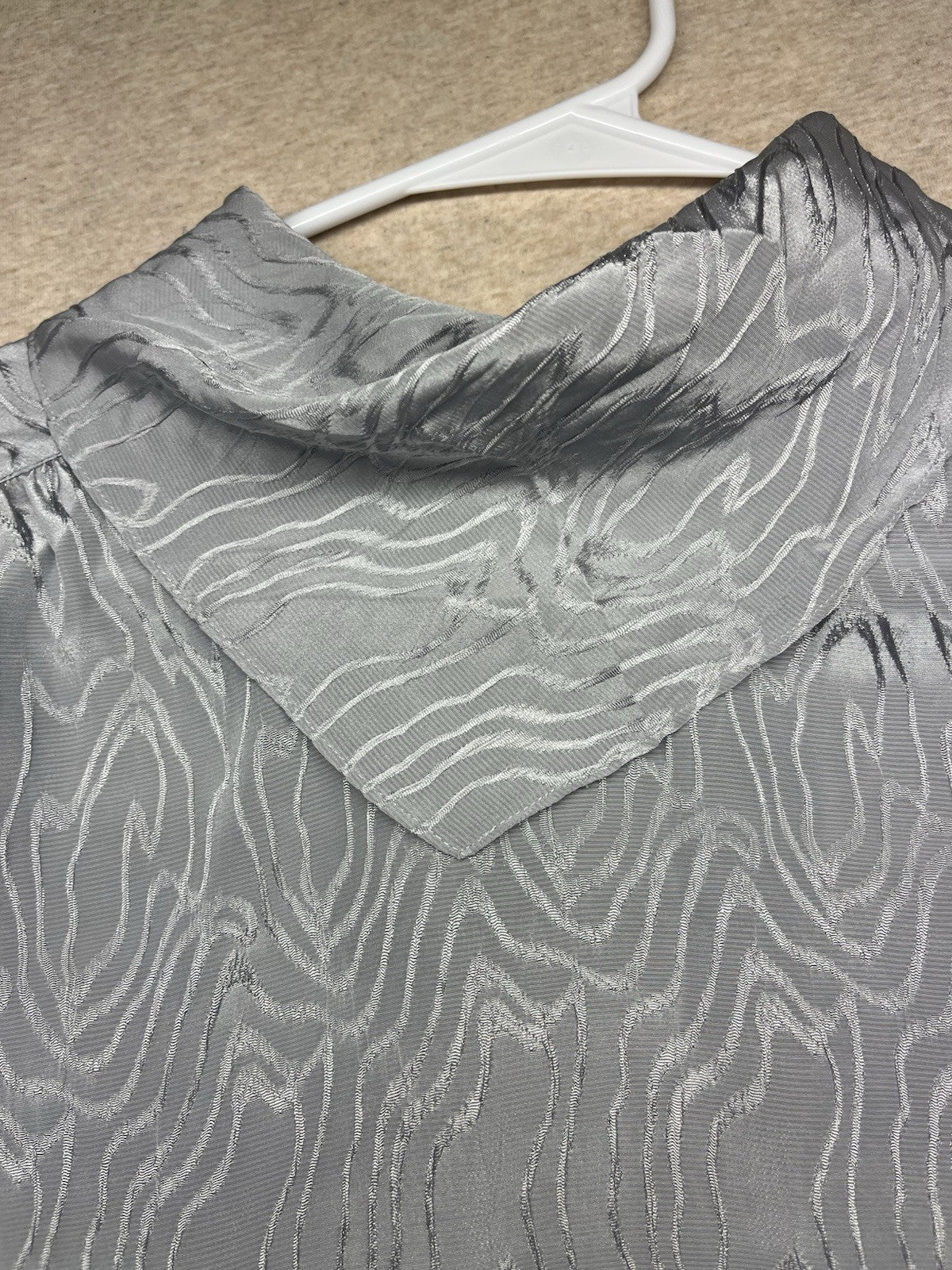 1970s, 80s Women’s Grey Nylon L Sleeve Padded Top