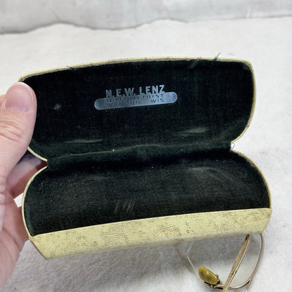 N.E.W Lenz Optometrist Glasses And Case Waupun Wisconsin Vintage 