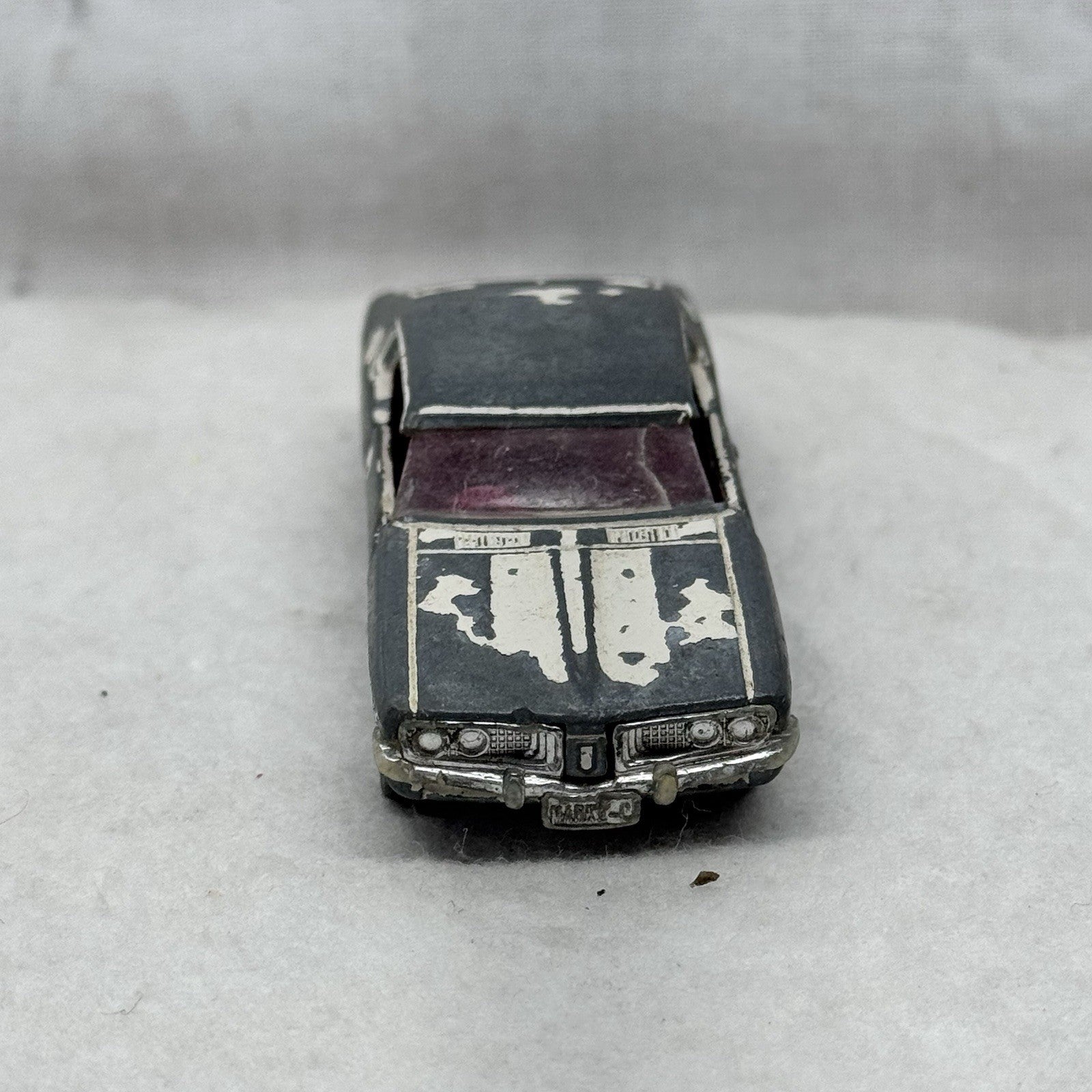 1974 Vintage Tomica Toyota Mark II-L No.69 Toy Car