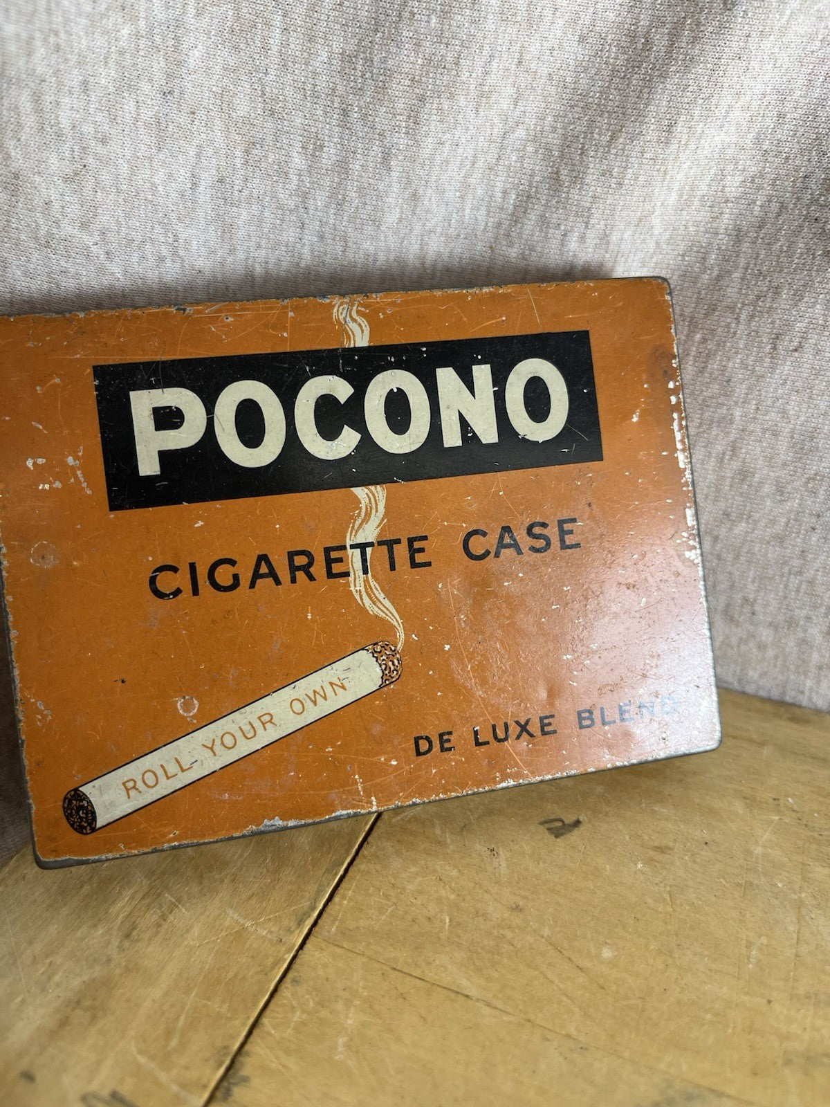 Vintage POCONO CIGARETTE CASE DE LUXE BLEND - ROLL YOUR OWN Tin