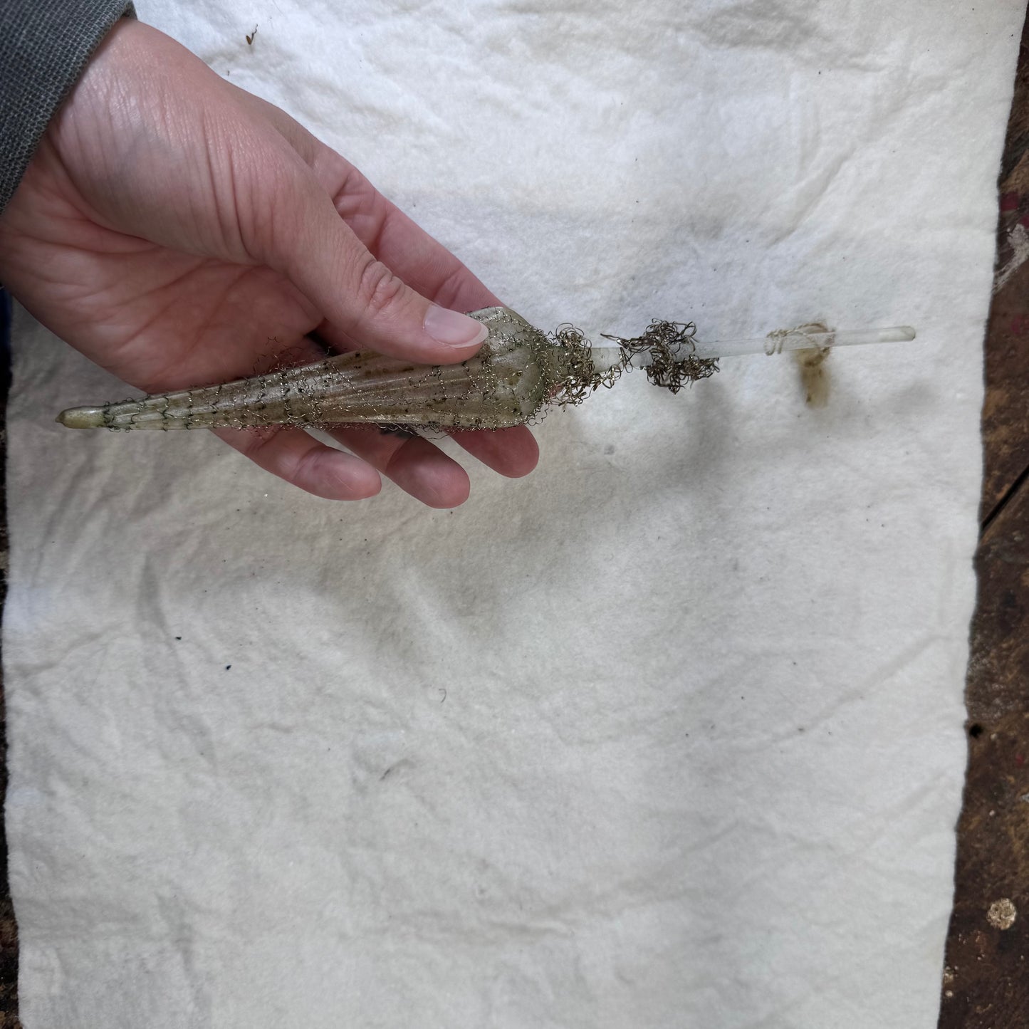 Victorian Glass Wire Mesh Ornament #2094